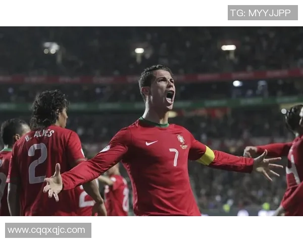 球场英豪闪耀拼图 足球明星壁纸尽展风采 球场英豪闪耀拼图 足球明星壁纸尽展风采