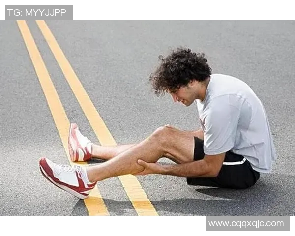 聚焦足球巨星膝盖伤痛与恢复过程如何影响职业生涯的持续性与竞技水平 聚焦足球巨星膝盖伤痛与恢复过程如何影响职业生涯的持续性与竞技水平