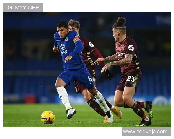 球星足球意识薄弱对比赛表现的影响与提升路径探讨 球星足球意识薄弱对比赛表现的影响与提升路径探讨