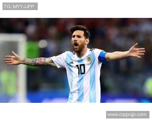 足球巨星风采尽显精彩瞬间高清壁纸，感受赛场激情与荣耀的完美呈现